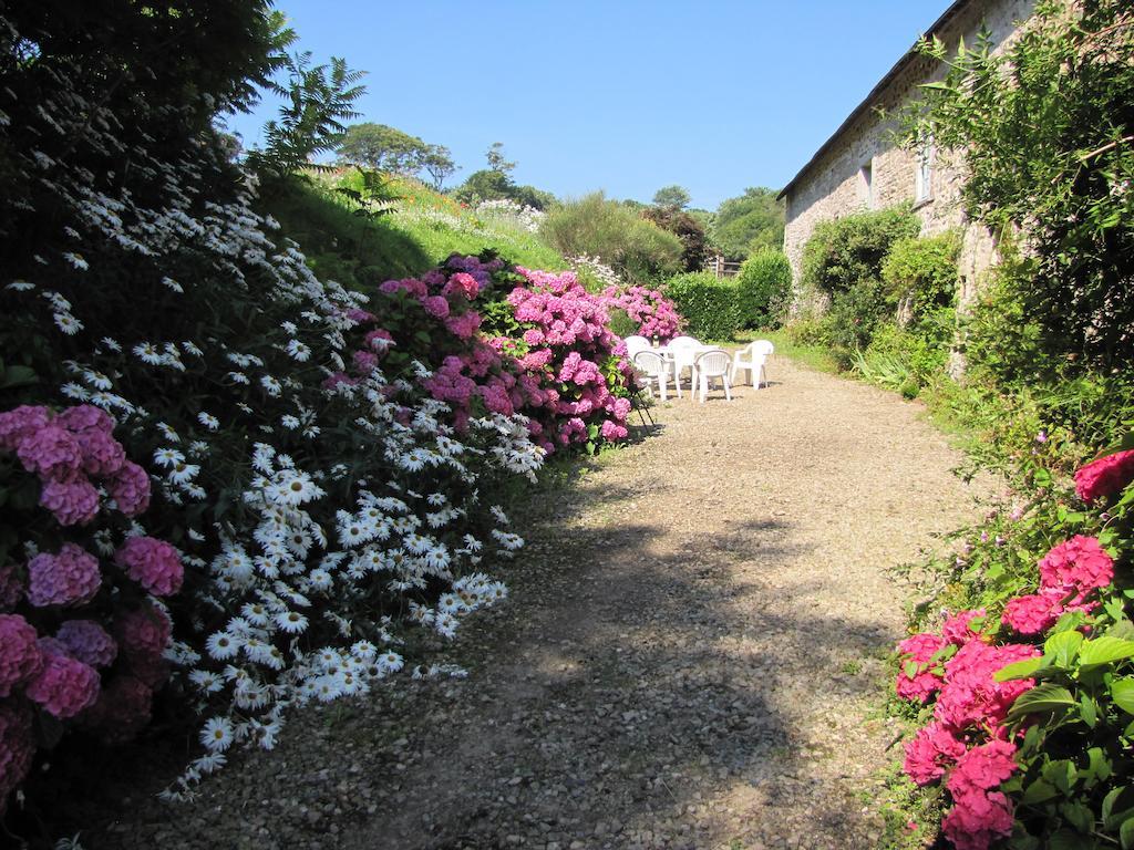 Gite De La Ferme De La Cour Crasville  المظهر الخارجي الصورة